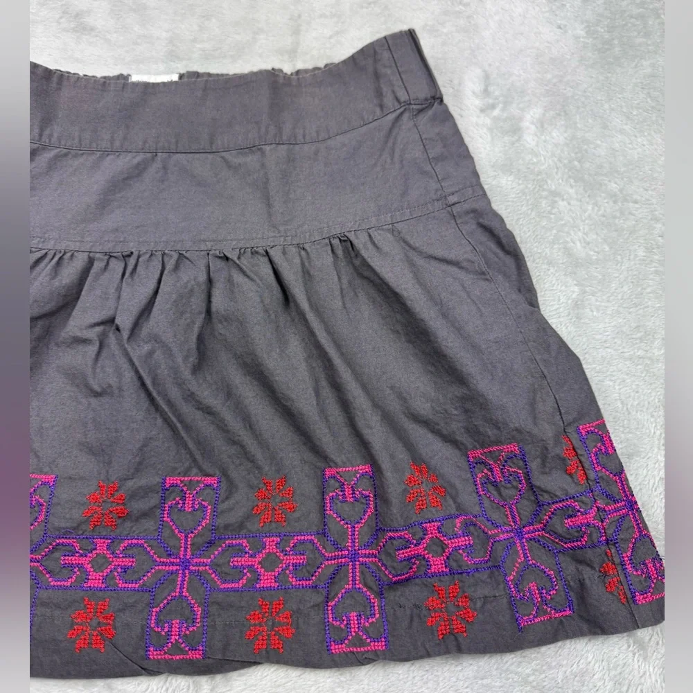 American Eagle Embroidered Boho skirt size‎ XS